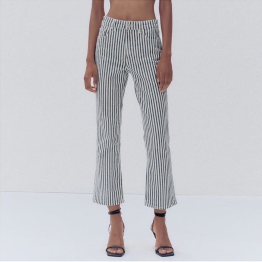 Zara blue and white stripped cropped jeans
